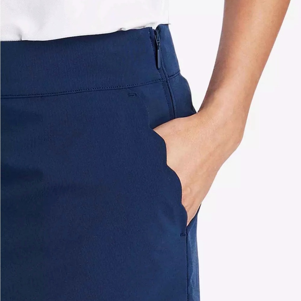Vineyard Vines Women’s 17” Navy Blue Scalloped Mini Golf Skort Size 00 Like New - Picture 3 of 8